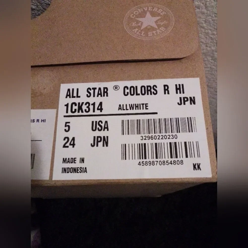 Brand New All Star Colors R HI 1CK314 All White Sneakers Size 5”